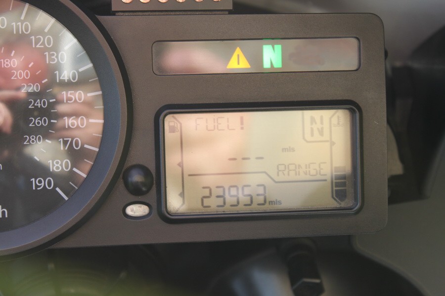 Bmw fuel gauge faults